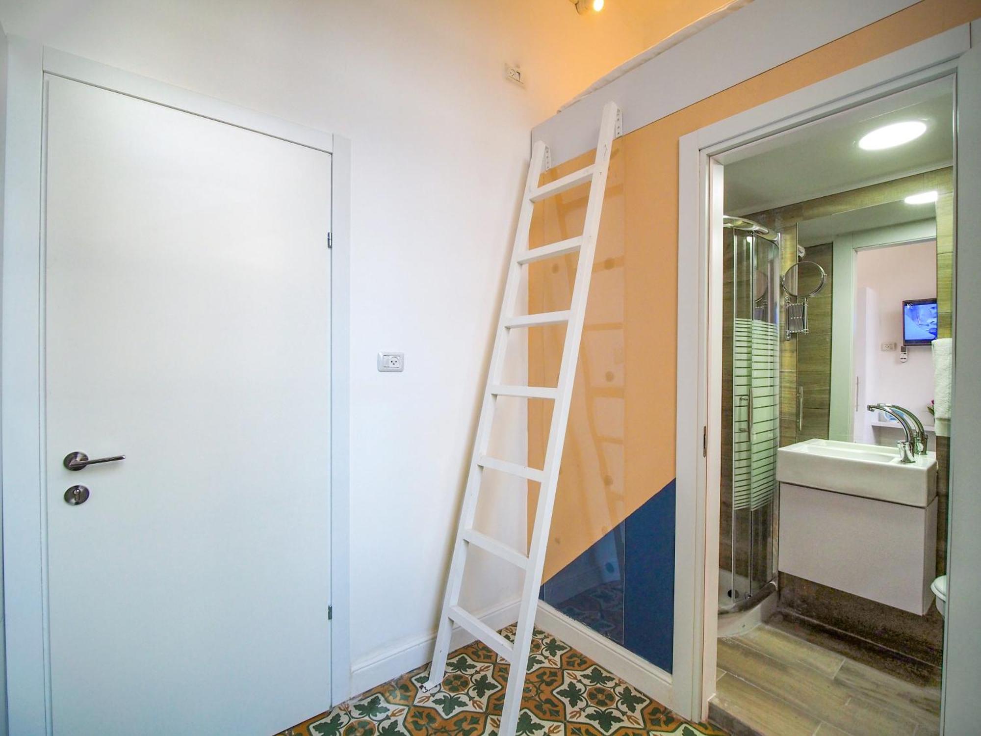 Paamonim Studios (Adults Only) Иерусалим Номер фото